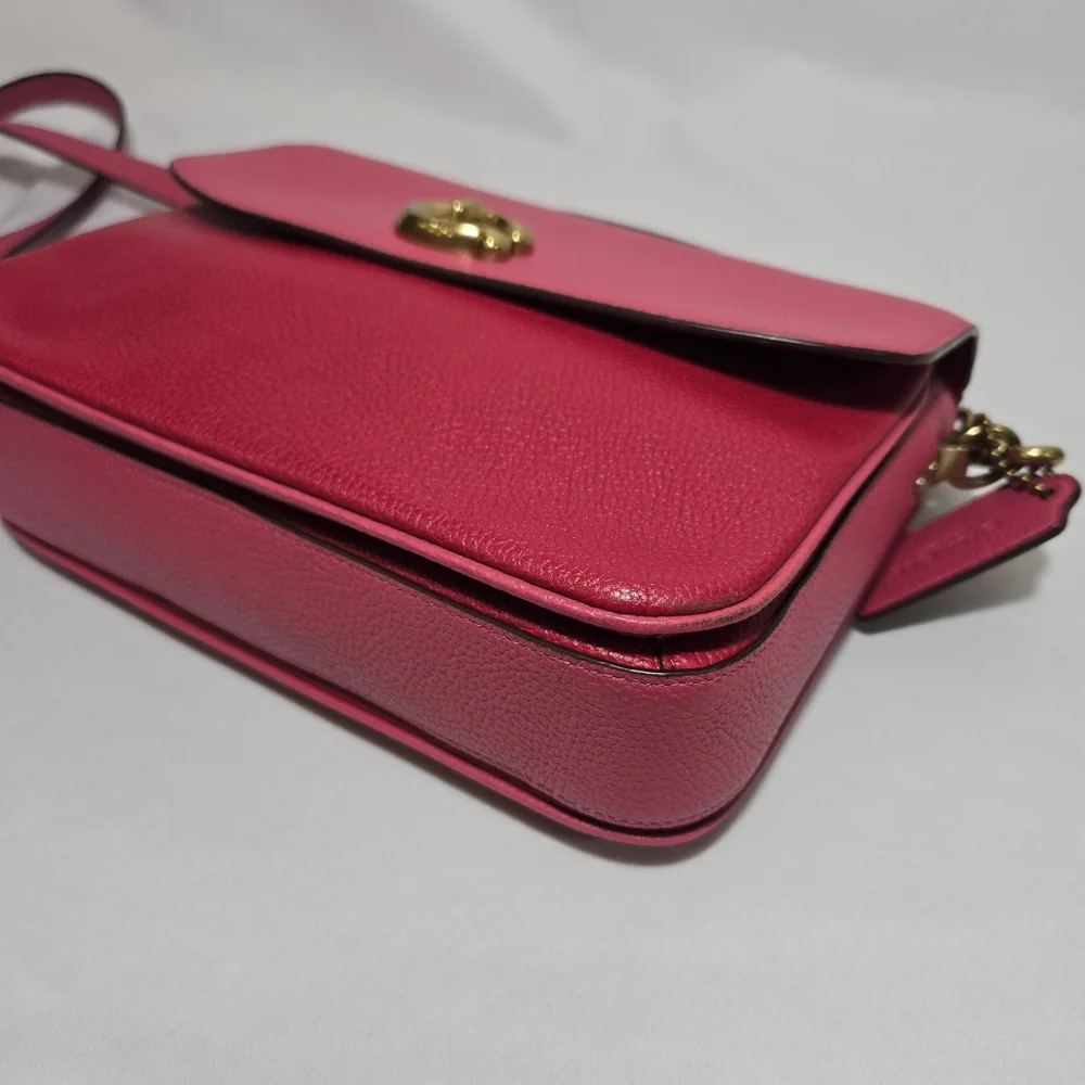 Coach Pebbled Leather B4/Bright Cherry Multi CB Cassie CB Purse